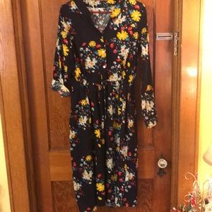 Black color print dress